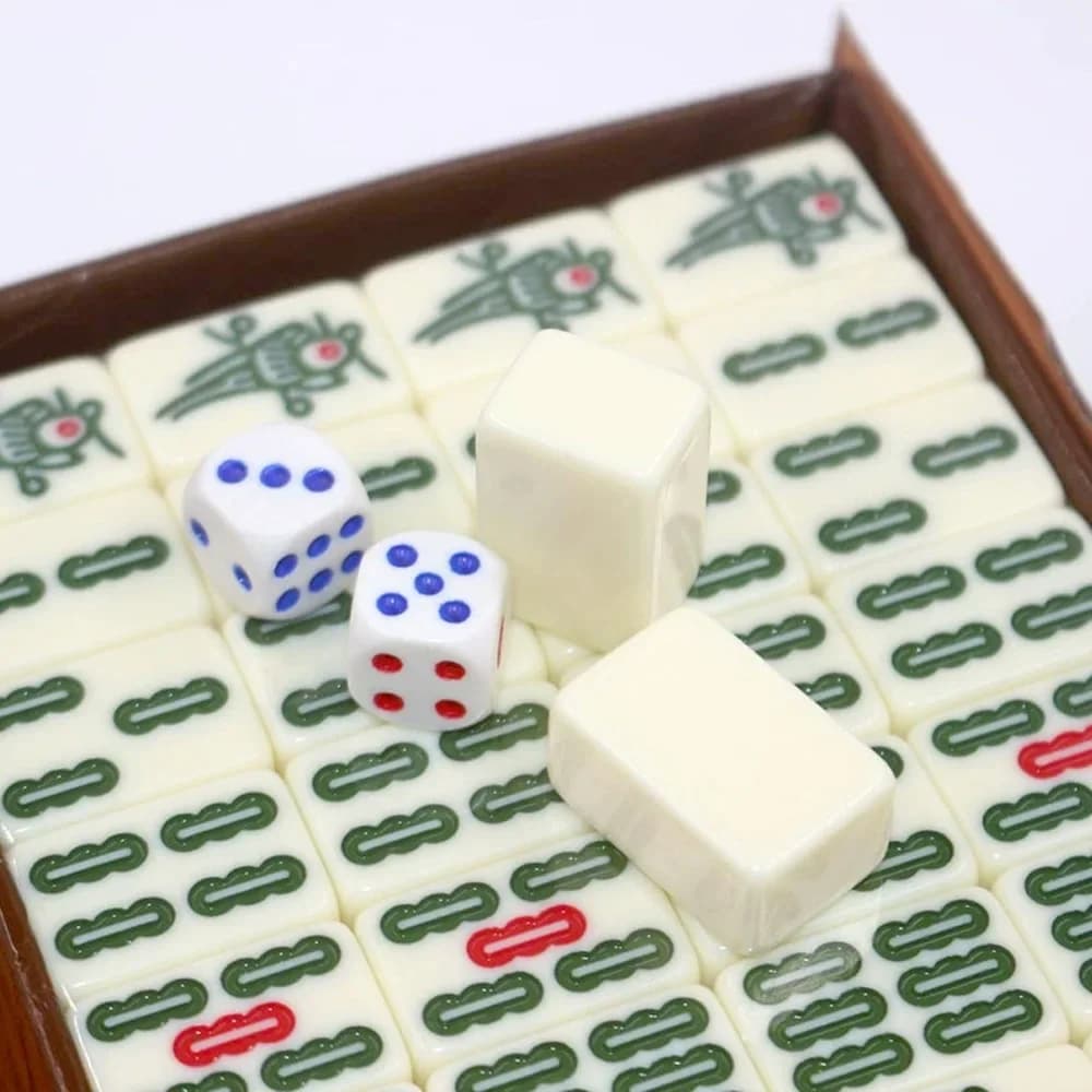 144 Mini Tessere Bianche Incise per Riunioni Familiari, per Gioco da Tavolo in Stile Cinese, Set di Mahjong Cinese per il Tempo Libero in Famiglia