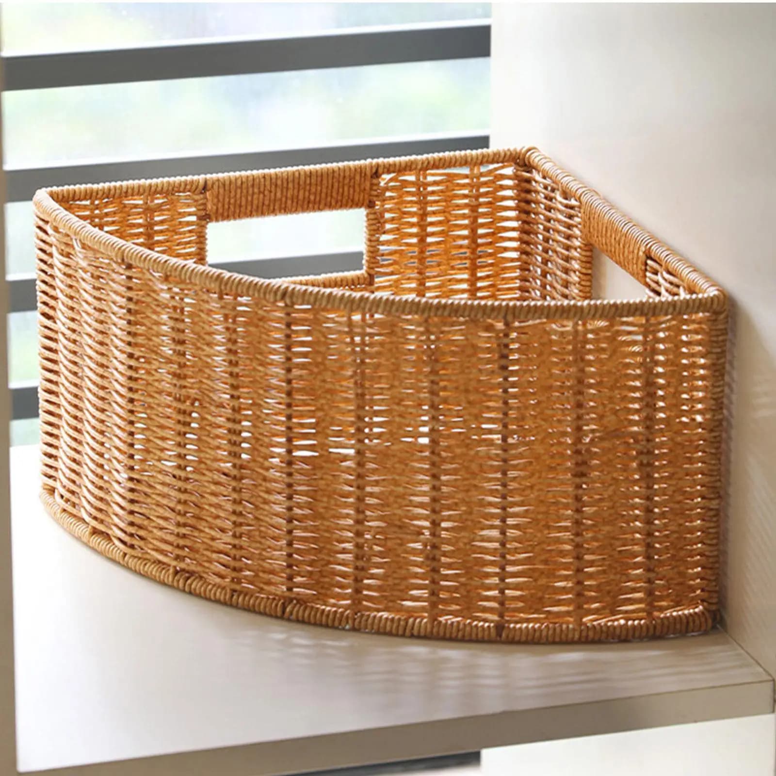 Corner Storage Basket Sturdy Plastic Wire Woven Box Open Top Bathroom Organizer for Room Accessories Storage