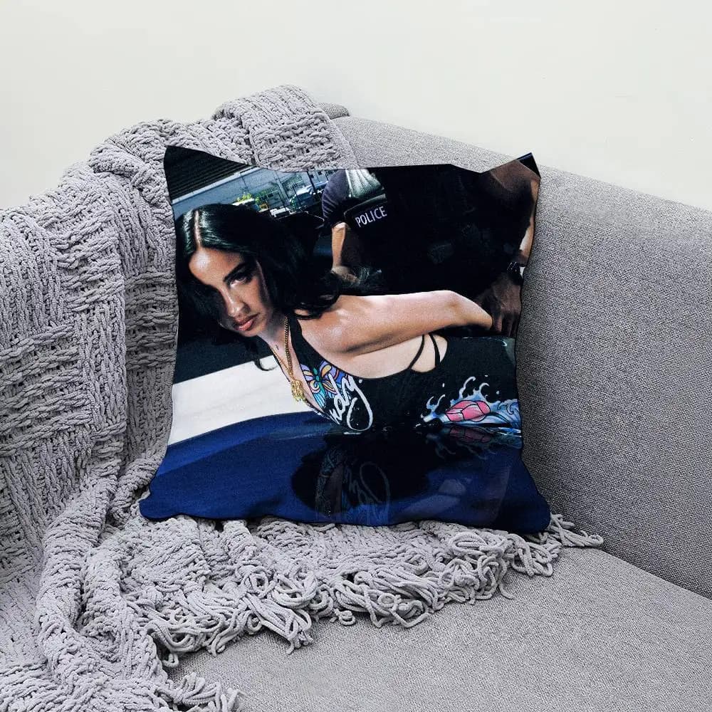 J-Juicy BAE Perreando A Escondidas 30x30cm 45x45cm Pillow Case Decor Protective Covers Comfortable Soft For Sofa Living Room Hom