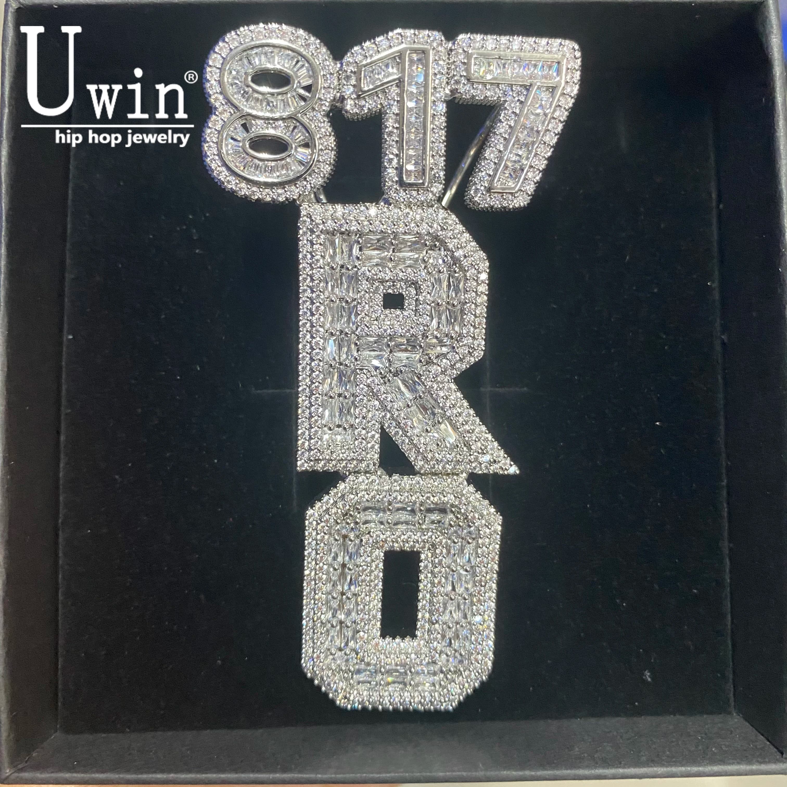 Uwin Personalizzato Piccole Lettere Numeri Chiusura Targhetta Verticale Personalizzata Ciondolo Micro Pavimentato CZ Collana Gioielli Hiphop