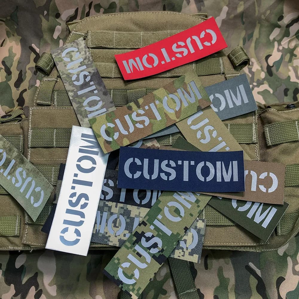 Patch riflettente a infrarossi IR IFF con taglio laser, nastri con nome grande, lettere grigie, logo personalizzato
