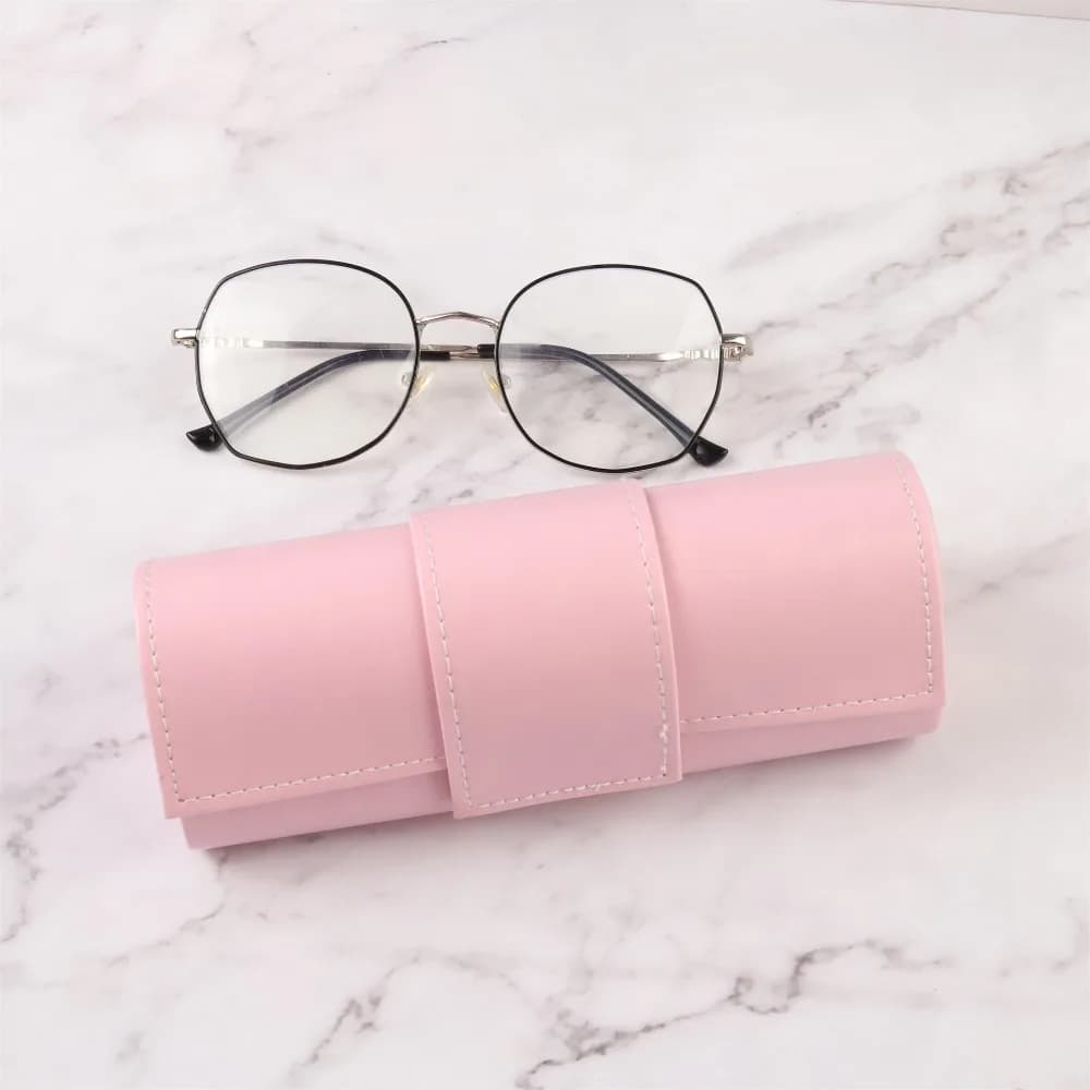Custodia per Occhiali con Chiusura Magnetica, Anti-caduta, Cuciture Raffinate, Porta Occhiali da Sole in Pelle PU, Scatola da Viaggio per Occhiali da Lettura con Patta Avvolgente