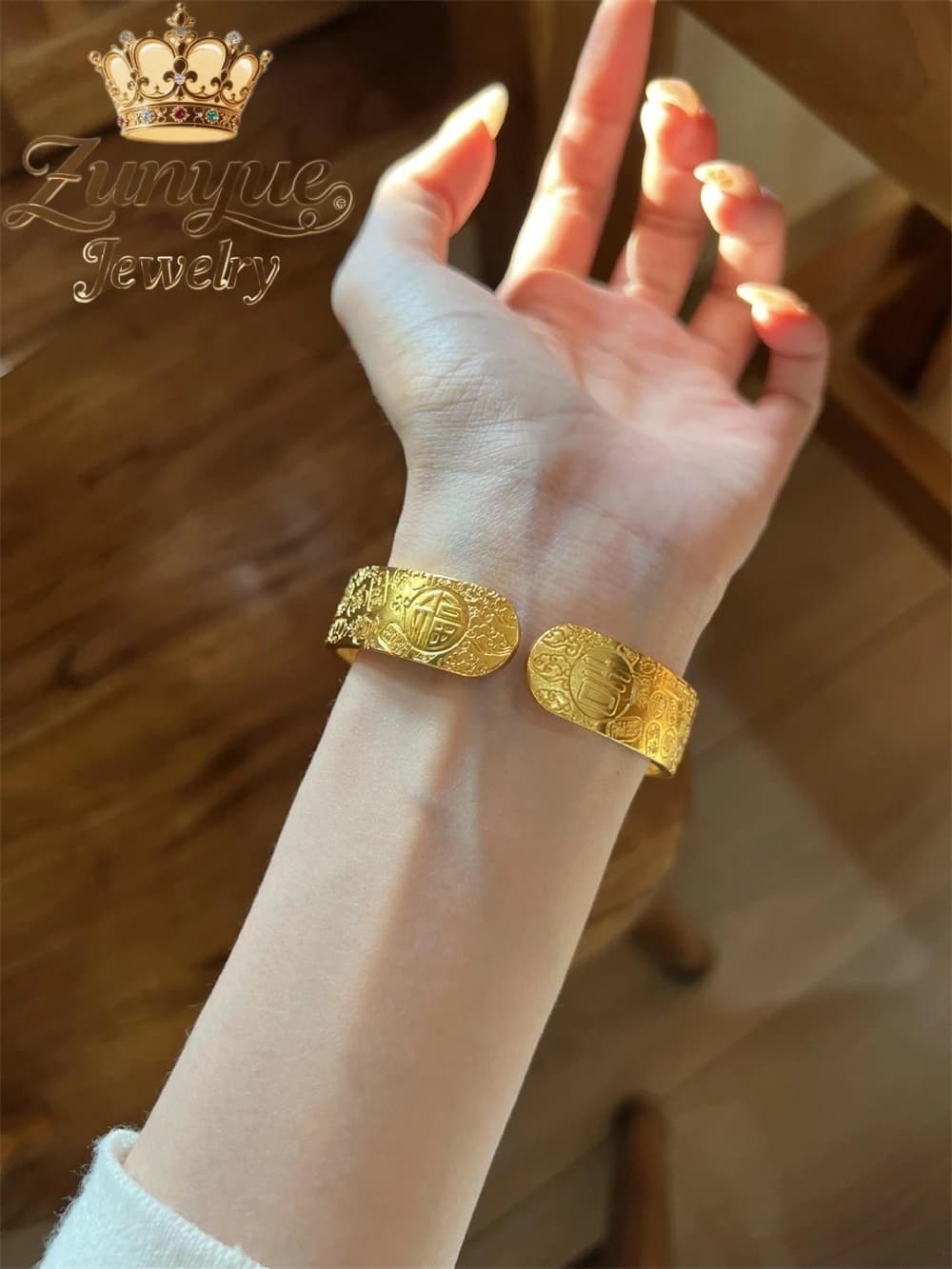 Jewels in gold sand Method antique Scalpello Loto Words of good luck Bracelet Blessing Word Opening Bracelet Luxury Pendants Requirements