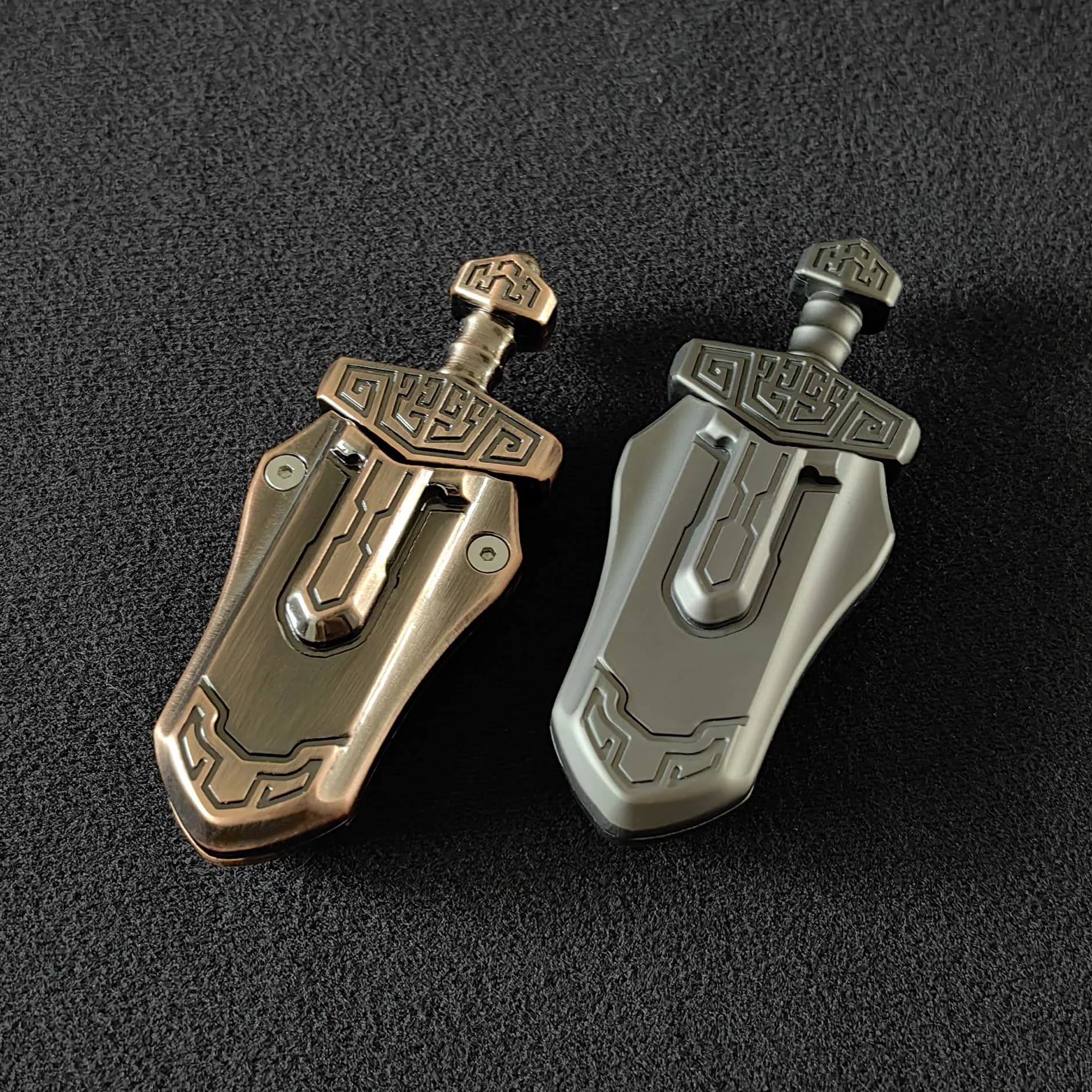 Giocattoli di decompressione spada EDC Slider agitarsi Giocattoli agitarsi Sollievo dallo stress per adulti Giocattoli magnetici in metallo Anti-ansia Offi