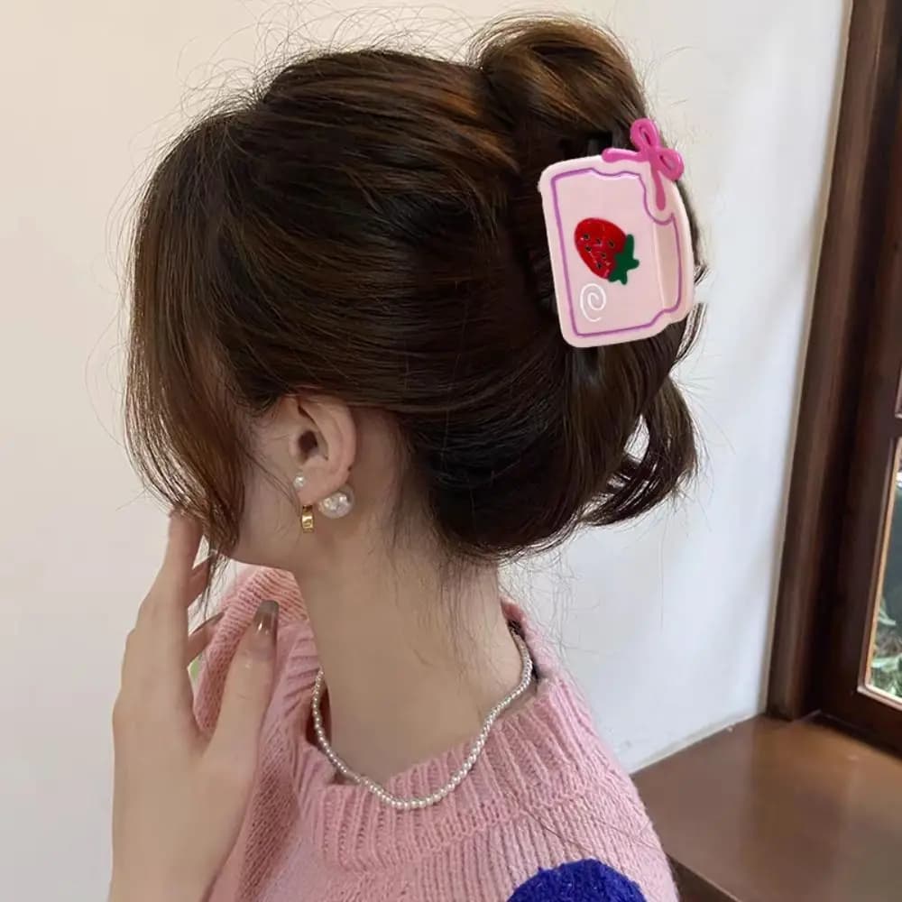 Elegant Cute Strawberry Grab Clamps Bow Headwear Cartoon Hair Claw Sweet Geometry Acetic Acid Shark Clip Female