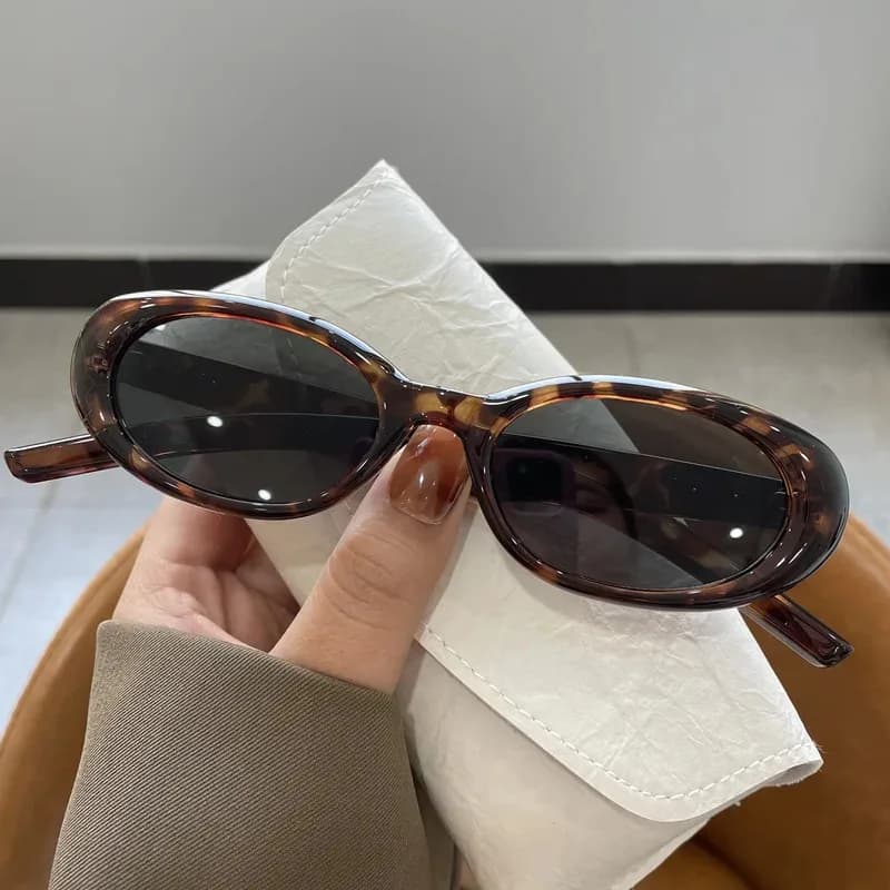 Occhiali da Sole Popolari da Donna, Piccoli Occhiali Ovali Punk, Occhiali da Sole da Uomo, Occhiali a Specchio Colorati, Occhiali alla Moda Y2K