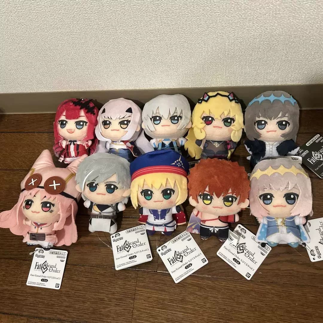Giocattolo con ciondolo bambola di peluche Fgo Fate Morgan Oberon Melusine Morbido peluche per bambini e fan dell'anime in magazzino