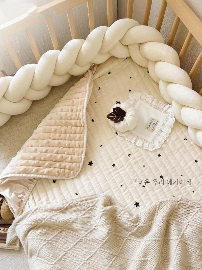 Baby bed cover, Cot protection, Bed linen with Elasticized corners, Removable cover for Cot