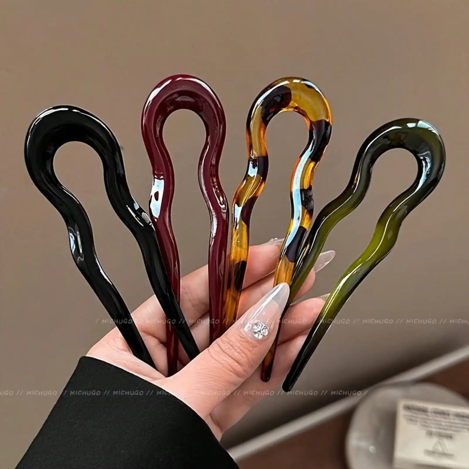 4 forcine per capelli a forma di U in acrilico per donna, semplici fermagli per capelli per acconciature posteriori, accessori per capelli da donna