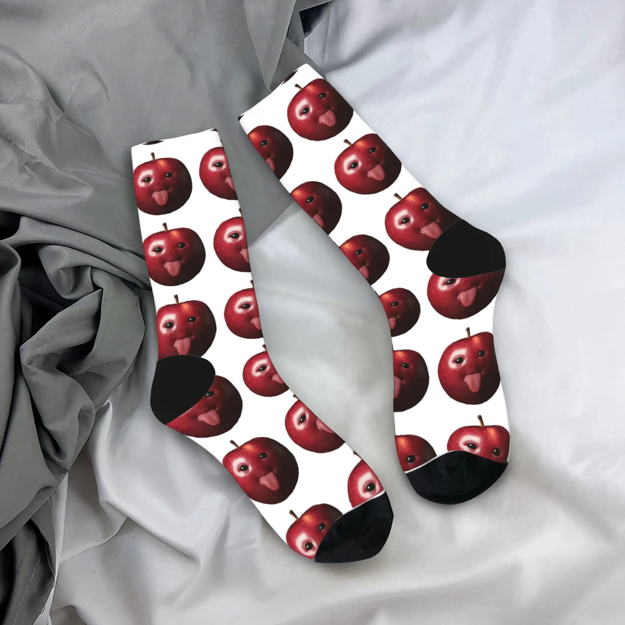 Calzini da donna e da uomo Divertenti Silly AI Apple Gen Z Meme BrainRot Umorismo Lingua Fuori Calze Antiscivolo Grafica Calzini sportivi da corsa