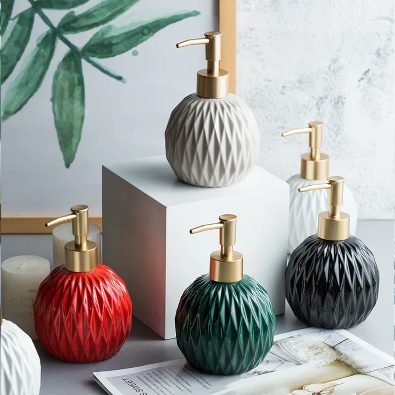 Dispenser di sapone riutilizzabile per bagno in ceramica bottiglie di lozione Dispenser di lozione per bottiglia di pompa liquida Dispenser di sapone decorazione per il bagno