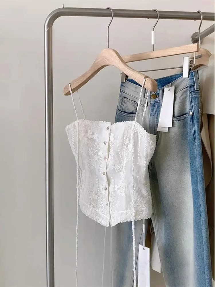 Chic Korean Style Women's Lace Camisole Tank Top White Underwear Heavy Embroidery Handbag Store Fashion Spring 2025 Short