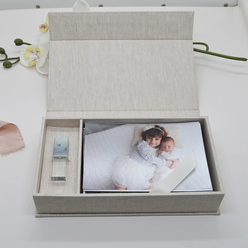 Scatola per Stampe Fotografiche in Lino con Slot per Chiavetta USB, Regalo per Fotografi, Logo Personalizzato sulla Copertina, Regalo di Nozze
