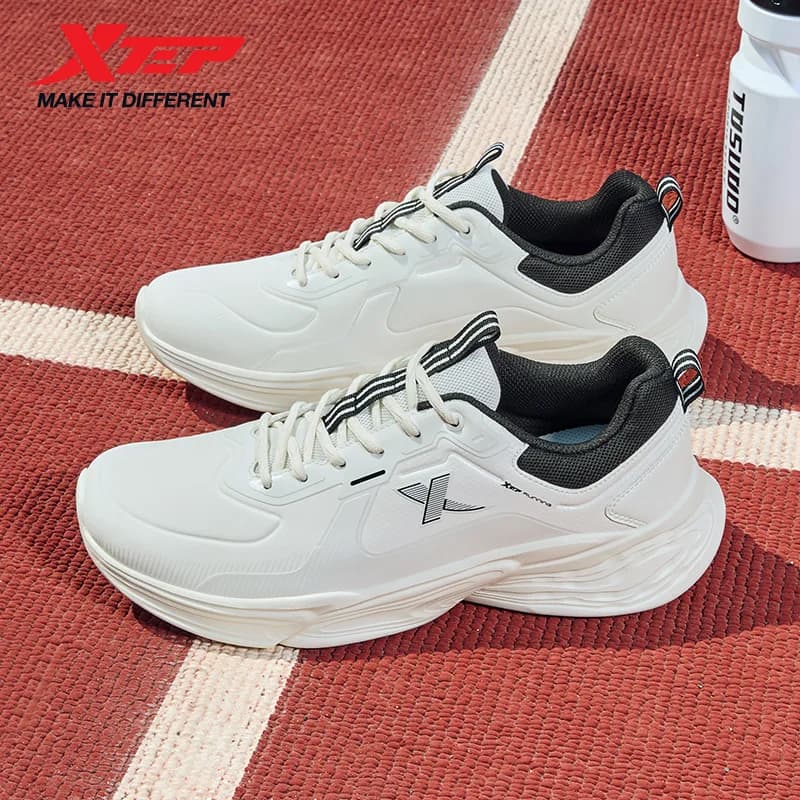 Xtep Scarpe da corsa da uomo che assorbono il sudore, traspiranti, da jogging, con suola morbida ed elastica, comode scarpe da ginnastica con cuscino d'aria 877319110023