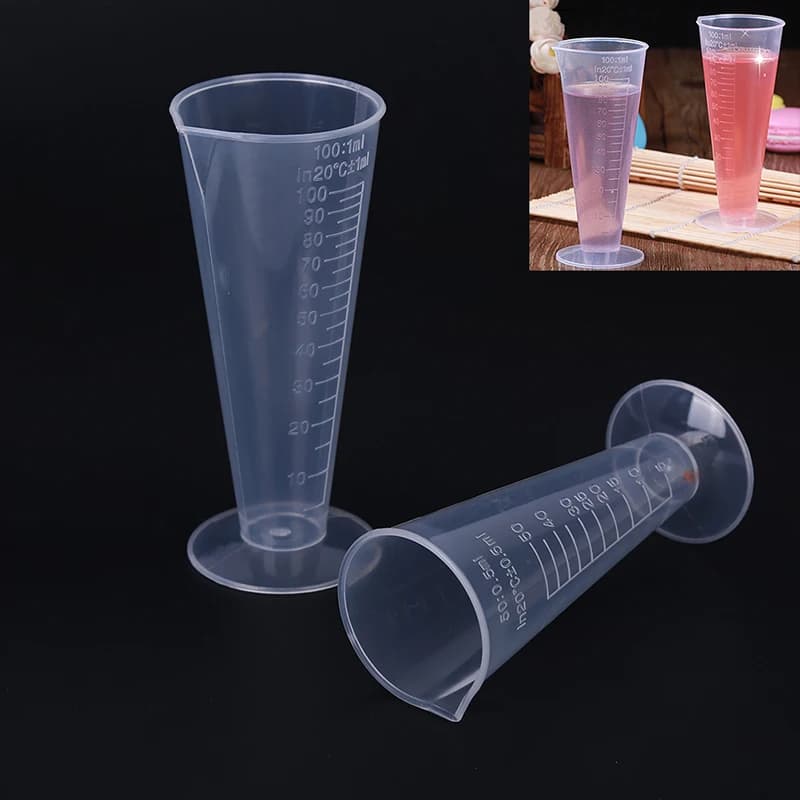 Set di 2 Misurini Trasparenti in Plastica, Brocca con Beccuccio per Hotel e Bar, Strumento di Misurazione Riutilizzabile per Cucina