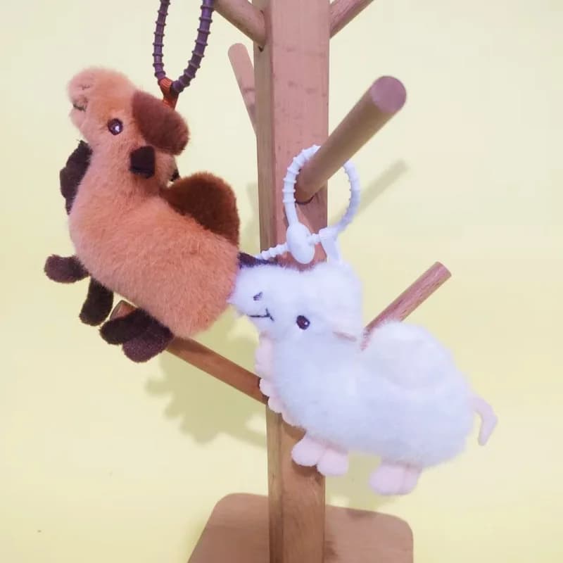 Portachiavi bambola cammello Portachiavi con ciondolo in peluche Simpatico ciondolo per borsa in peluche per borsa o zaino Accessori decorativi Giocattolo per bambini