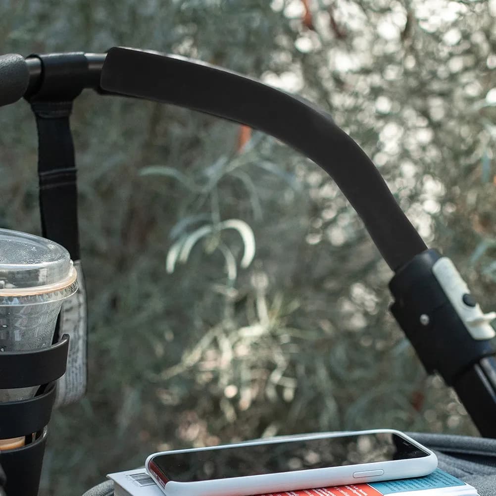 4 Pezzi Copri Maniglie per Passeggino, Morbidi in Spugna Nera, Ergonomici Antiscivolo, Protezione per Carrelli della Spesa e Trolley Universali