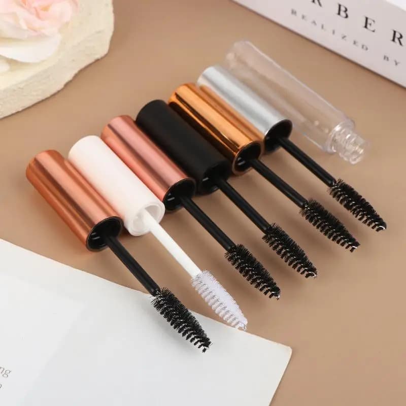 10ml Vacuum Bottle for Mascara, Liquid Container for Eyelash Growth with Applicator, Rechargeable, for Cosmetics