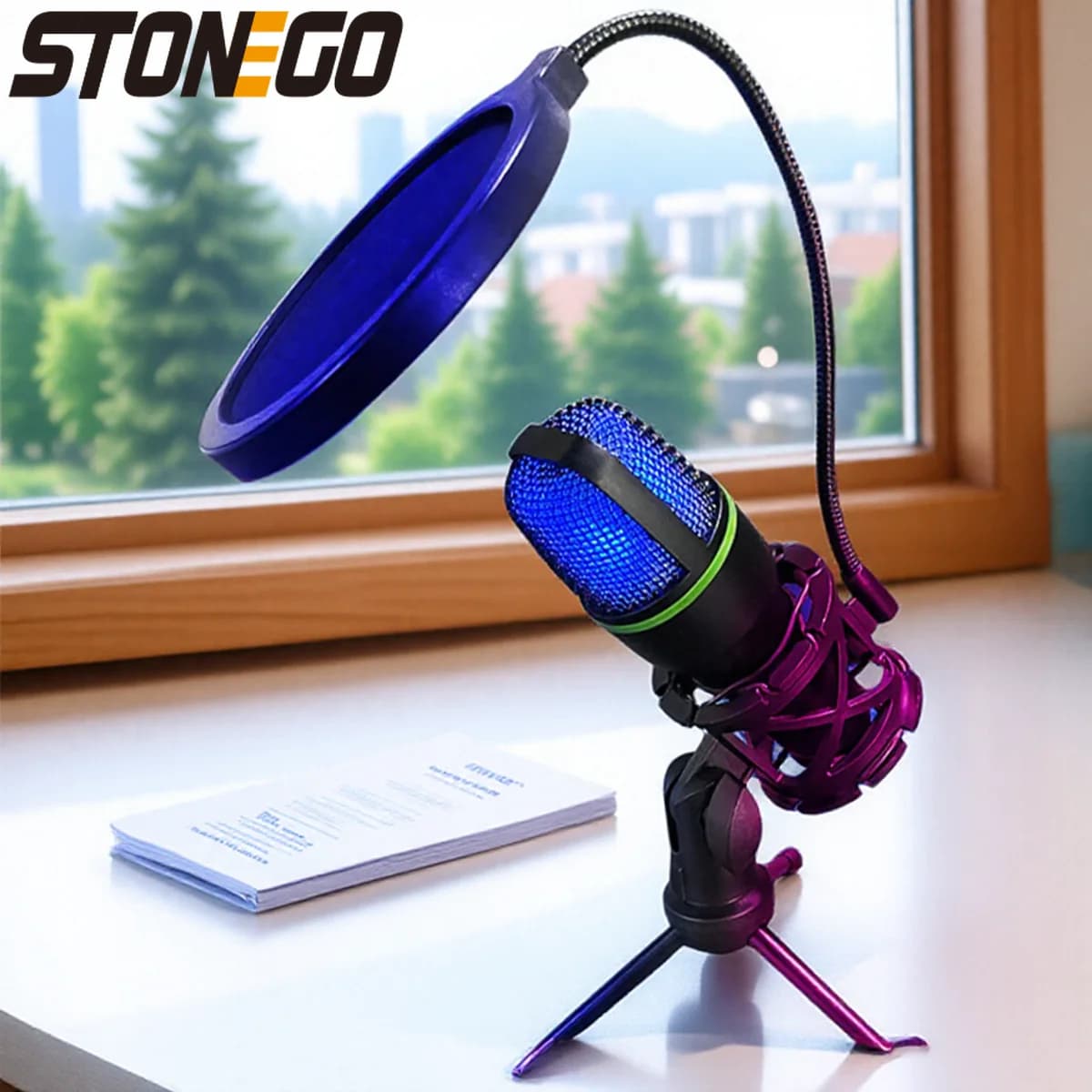 Kit microfono con illuminazione RGB con supporto per treppiede Microfono a condensatore professionale per lo streaming di podcast YouTube e la registrazione