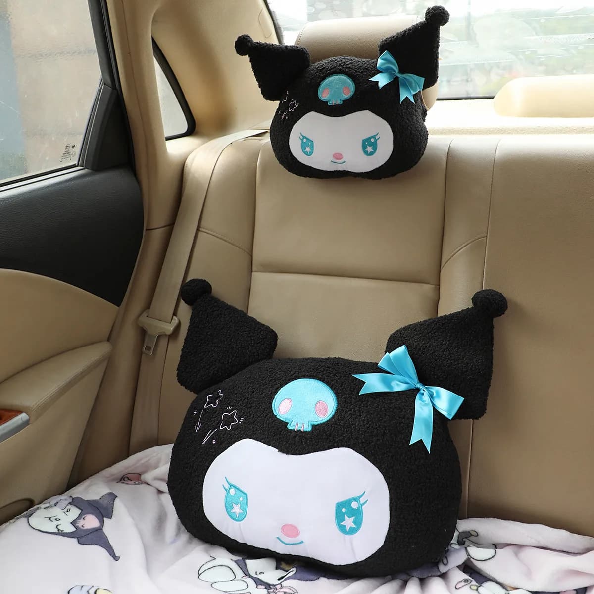 Cuscino Poggiatesta Auto Kuromi, Supporto Lombare e per il Collo, Cuscini Regolabili Morbidi per Cintura di Sicurezza Auto, Imbottitura per Spallacci Cintura di Sicurezza