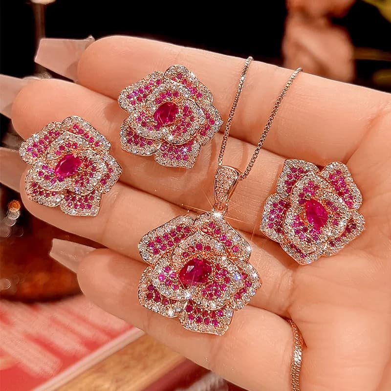 Gioielli da donna con fiori di rosa Anello regolabile Orecchini con collana floreale scintillante con zirconi rossi Eleganti gioielli da sposa per feste
