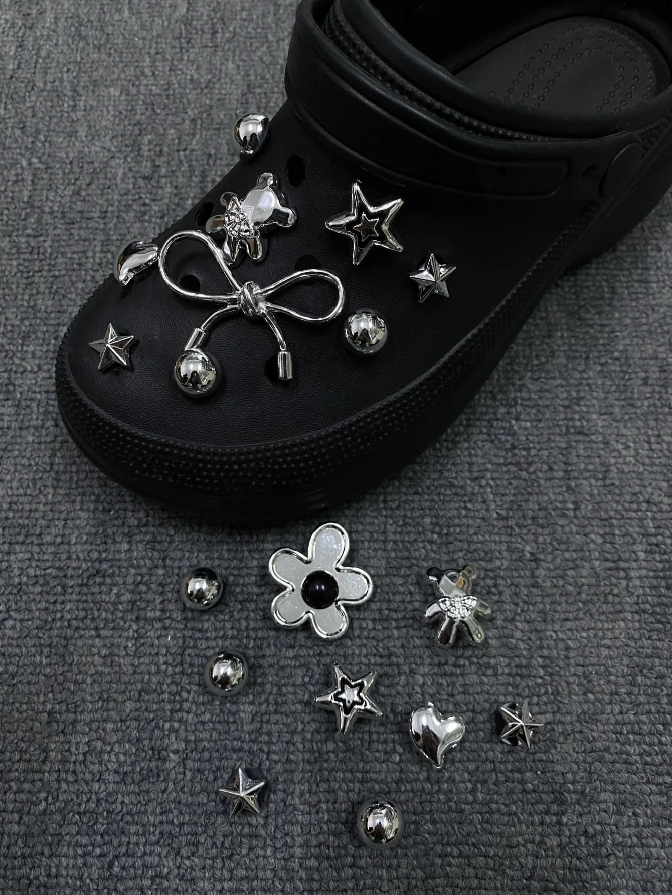 18pcs Detachable Diamond-Encrusted Electroplated Bear Shoe Accessories, Suitable For Clogs, Beach Shoes And Sandals croc charm