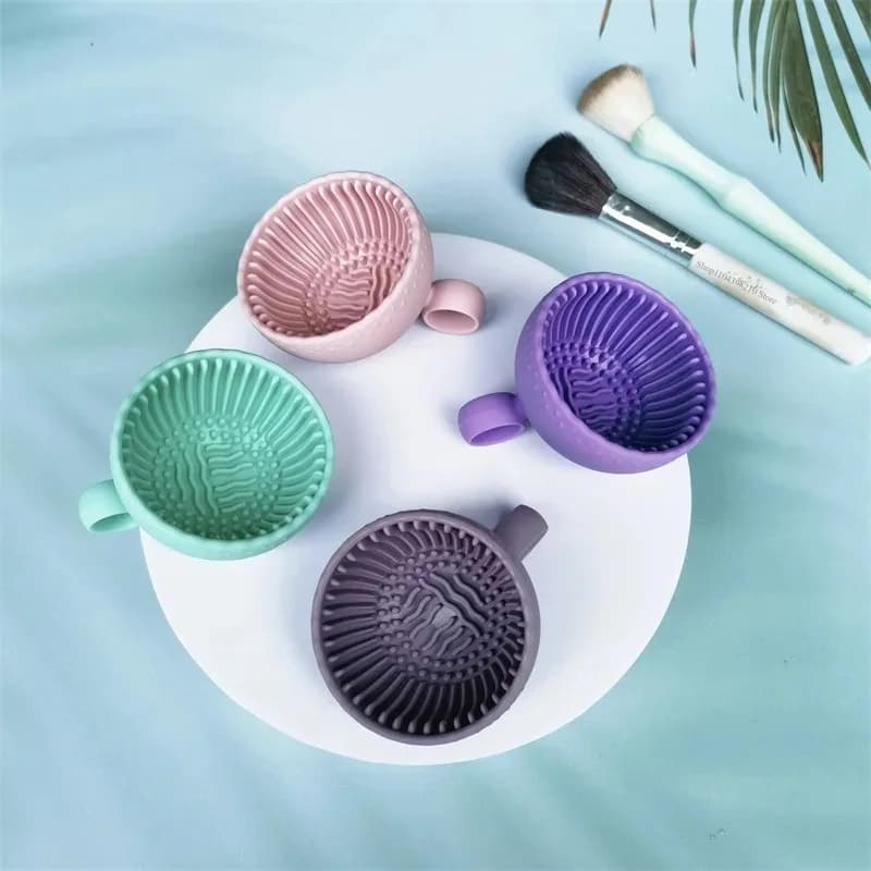 Soft Silicone Makeup Brush Cleaner Foldable Cleaning Bowl for Cypriot Blow Brush Shade Brush Cleaner Beauty Tools Portable Washing