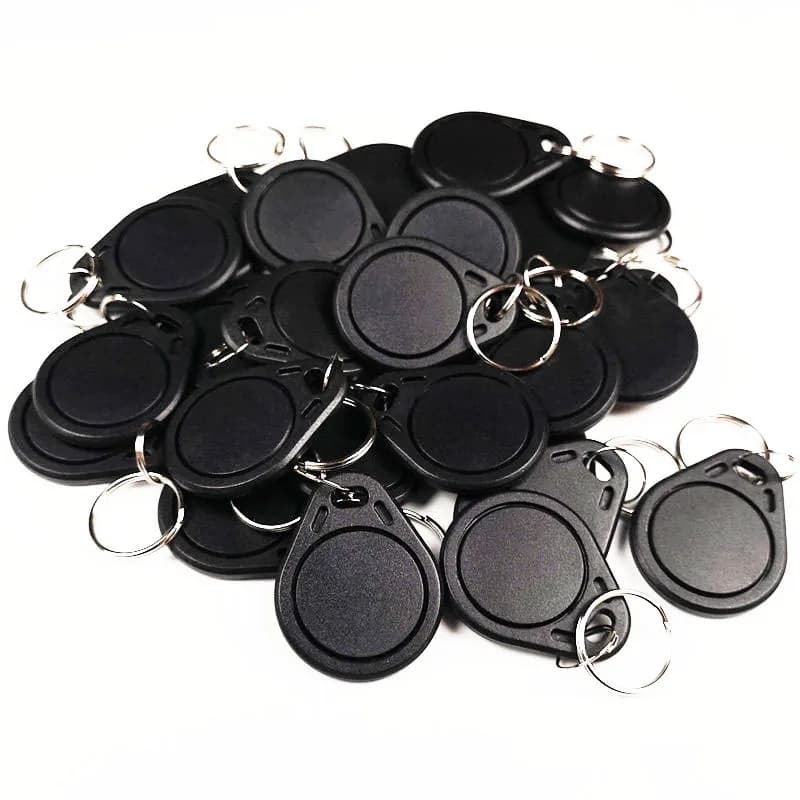 5/10 pz Ntag216 NFC Tag portachiavi 13.56 MHz ISO14443A RFID 888 Byte Portachiavi Ntag 216 Chip per tutti i telefoni abilitati NFC