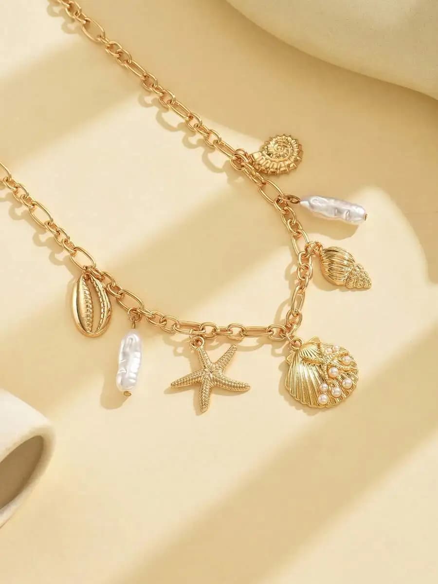 1pc Fashionable Faux Pearl, Seashell, Starfish Metal Pendant Necklace, Women Ocean Vibe Jewelry Suitable For Daily Wear, Beach V