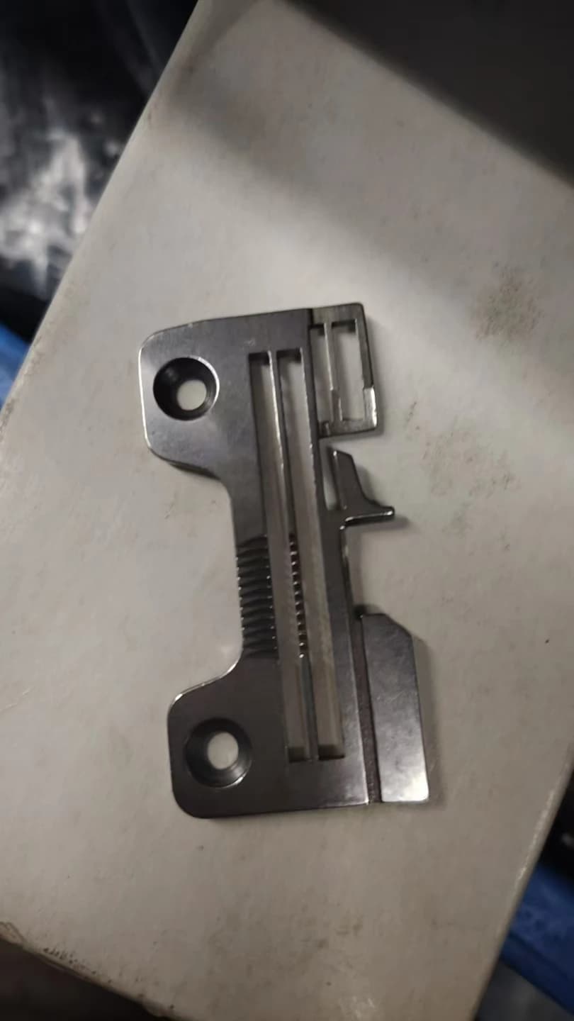 YAMATO AZ8000 needle plate 2108068 stitch plate for coverlock stitch industrial sewing machine parts