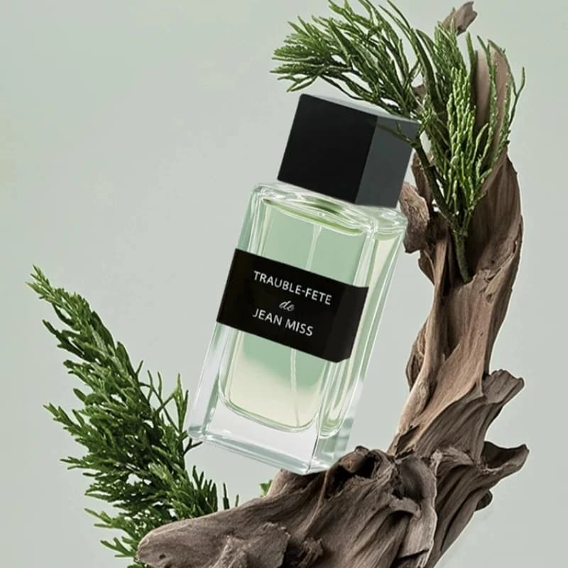 Profumo Unisex Fresco e Legnoso da 50ml, Fragranza Verde Naturale a Lunga Durata, Spray Leggero Eau de Toilette per Uomo e Donna, Uso Quotidiano Casual