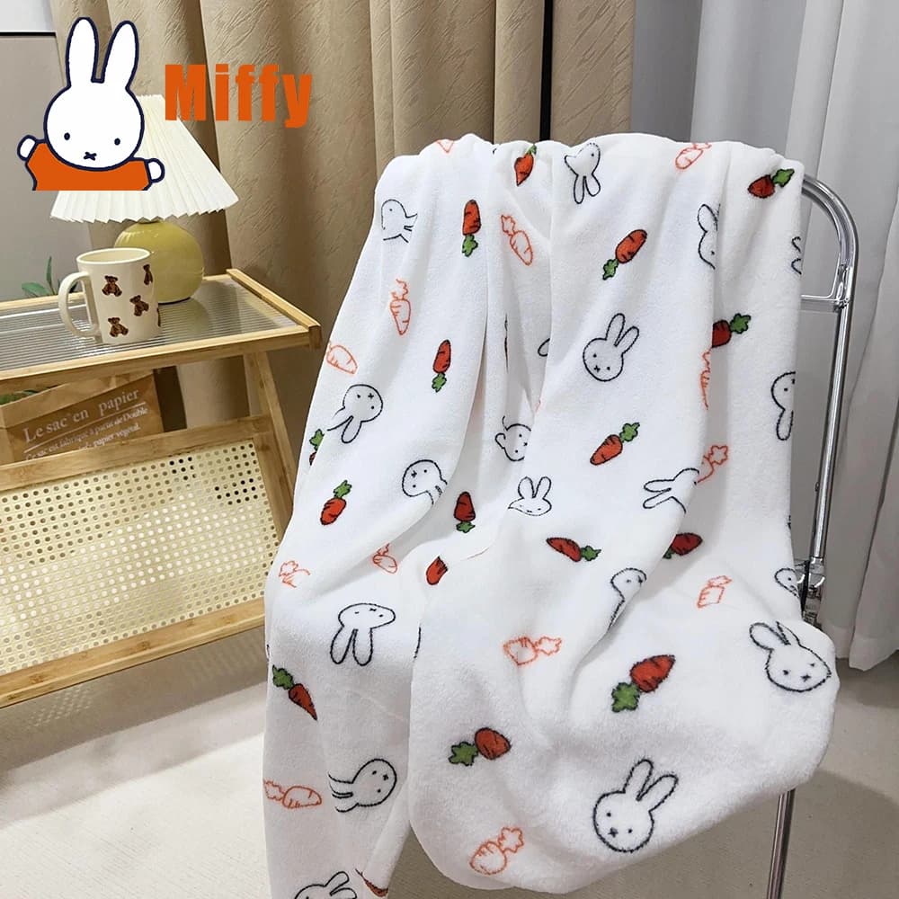 Coperta in pile Kawaii Miffy, coniglietto carino, morbida, calda, accogliente, leggera, per divano, letto, dormitorio, ufficio, pisolino, studio, comoda, regalo per ragazza