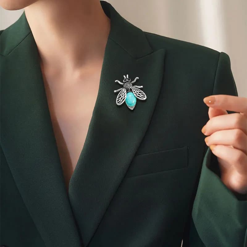 Spilla da donna in pietra naturale a forma di ape spilla con ciondolo per gioielli che fanno collana fai-da-te bracciale abbigliamento camicie accessorio