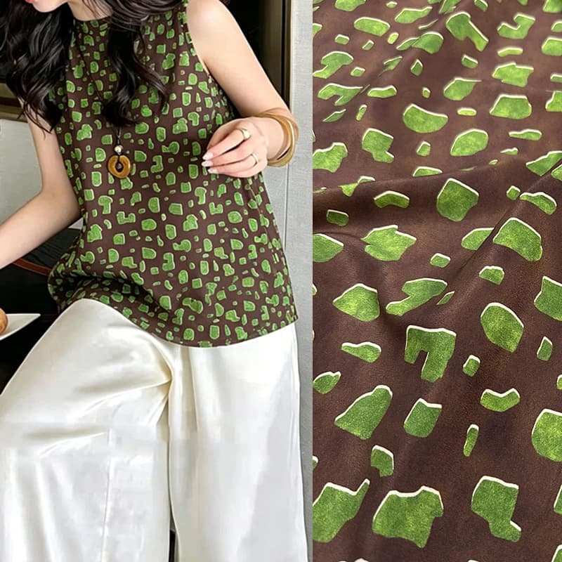 Green Printed Stretch Brown Silk Crepe de Chine Fabric for DIY Sewing Dress Pajamas Soft Comfortable Silk Fabric FR7009