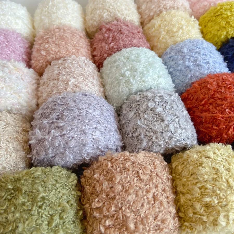 Filato di lana arcobaleno Miscela acrilica a sfera da 300 g per lavorare a maglia all'uncinetto Peluche Soffici maglioni caldi Tocco morbido Artigianato per la casa