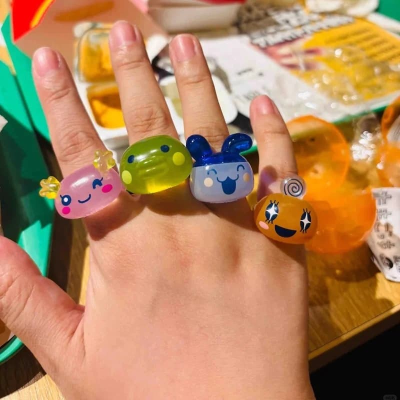 Bandai Tamagotchi Trasparente Anello Carino Mametchi Kuchipatchi Memetchi Personaggi Anime Collezione Decorazioni Modello Giocattolo Regali
