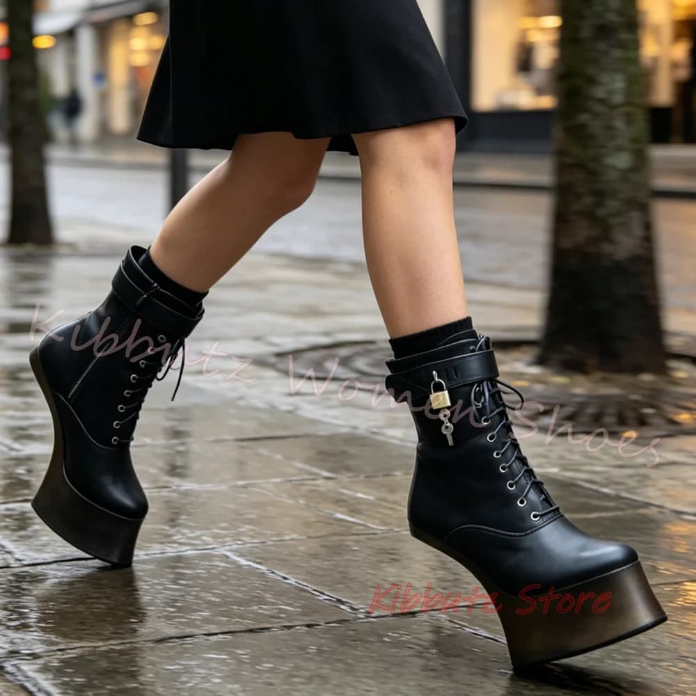 Platform Ankle Boots Strang Heel Lace-Up Leather Zippers Solid Color Pointed Toe Height Increasing Fashion Luxury Novelty Shoes