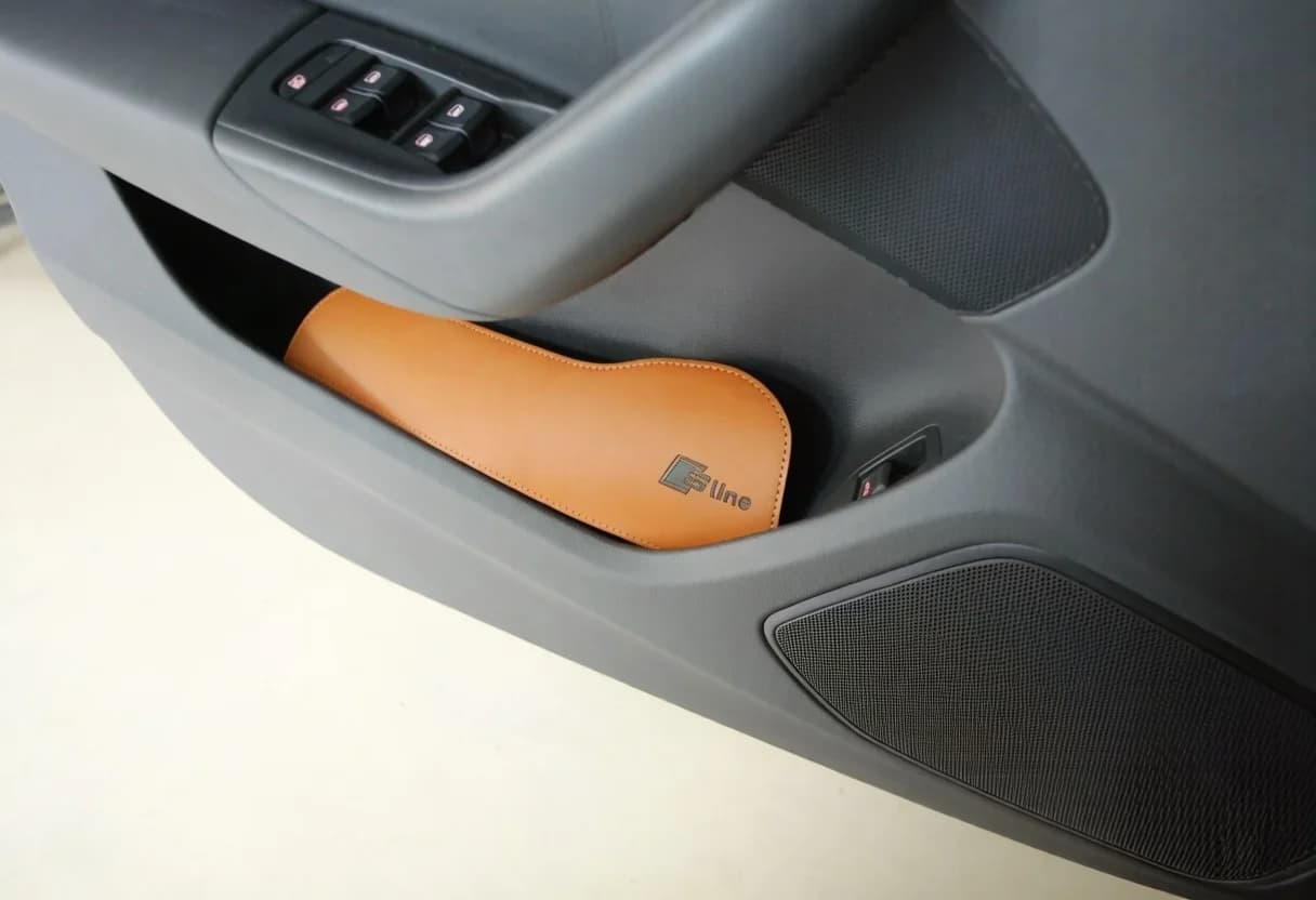 Inserti in Pelle su Misura per Tasche delle Portiere per Audi Q3