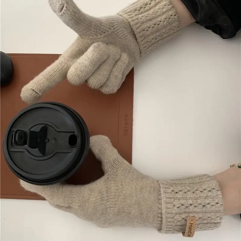 Fashionable Solid Color Hot Knit Gloves Autumn and Winter Touchscreen Gloves For Outdoor Cold-proof Cycling Gloves