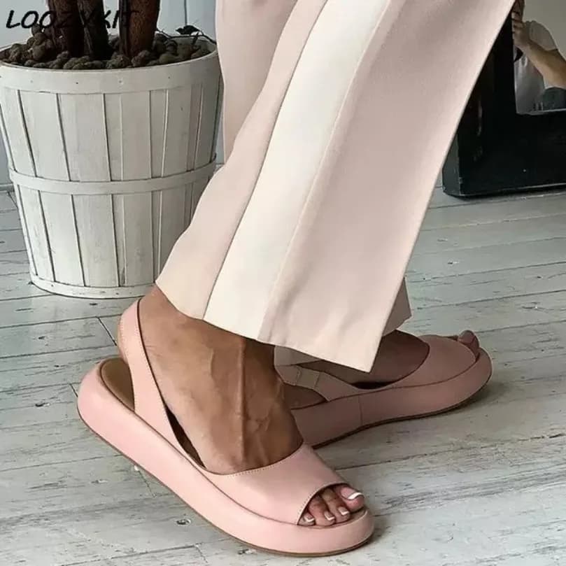 Flat Sandal Slipper Woman Cloud Flip Flop Beach House Home rubber Shoe Platform Slides Ladies Outdoor PU Soft Roman Fish mouth