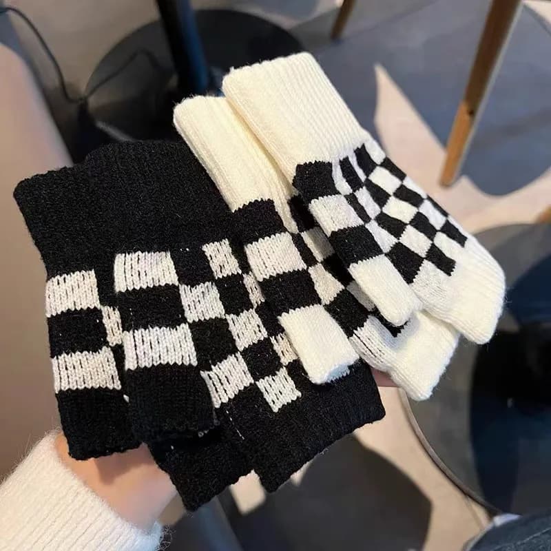 1 Pair Female Knitted Winter Student Writing Cycling Warmth 2025 New Couple Black and White Checkered Half Finger Gloves