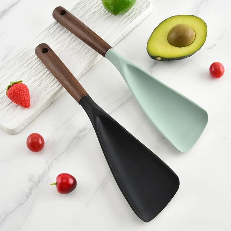 1PC Wooden Handle High Temperature Resistant Silicone Cooking Spatula Non Stick Pan Safe Kitchen Utensil for Salad Stir Fry