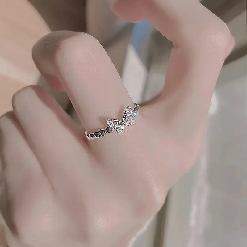 QN Elegante anello aperto con zirconi a farfalla per donna – Anello di lusso leggero e minimalista Design con dito indice regolabile Gioielli di moda
