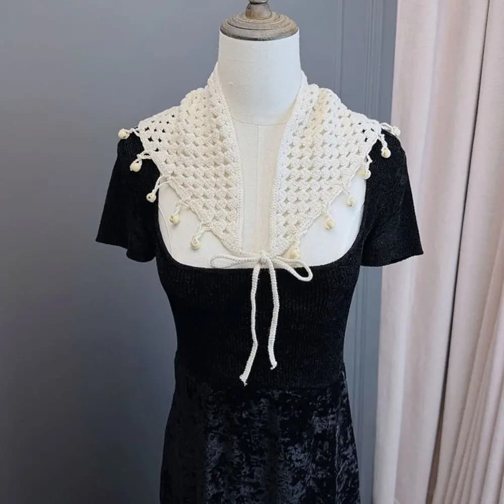 Simple Bohemian Tassel Knitted Triangle Scarf Exotic Countryside Style Crochet Flower Scarves Cloak Wraps Fart Curtain Female