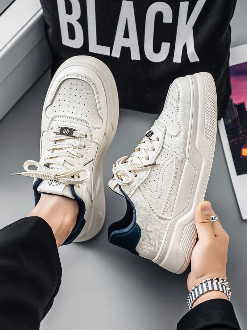 Men's Summer Anti-Slip Casual Thick Bottom Sneakers Versatile Low Cut Board Shoes Sports Style Youthful Breathable Leather