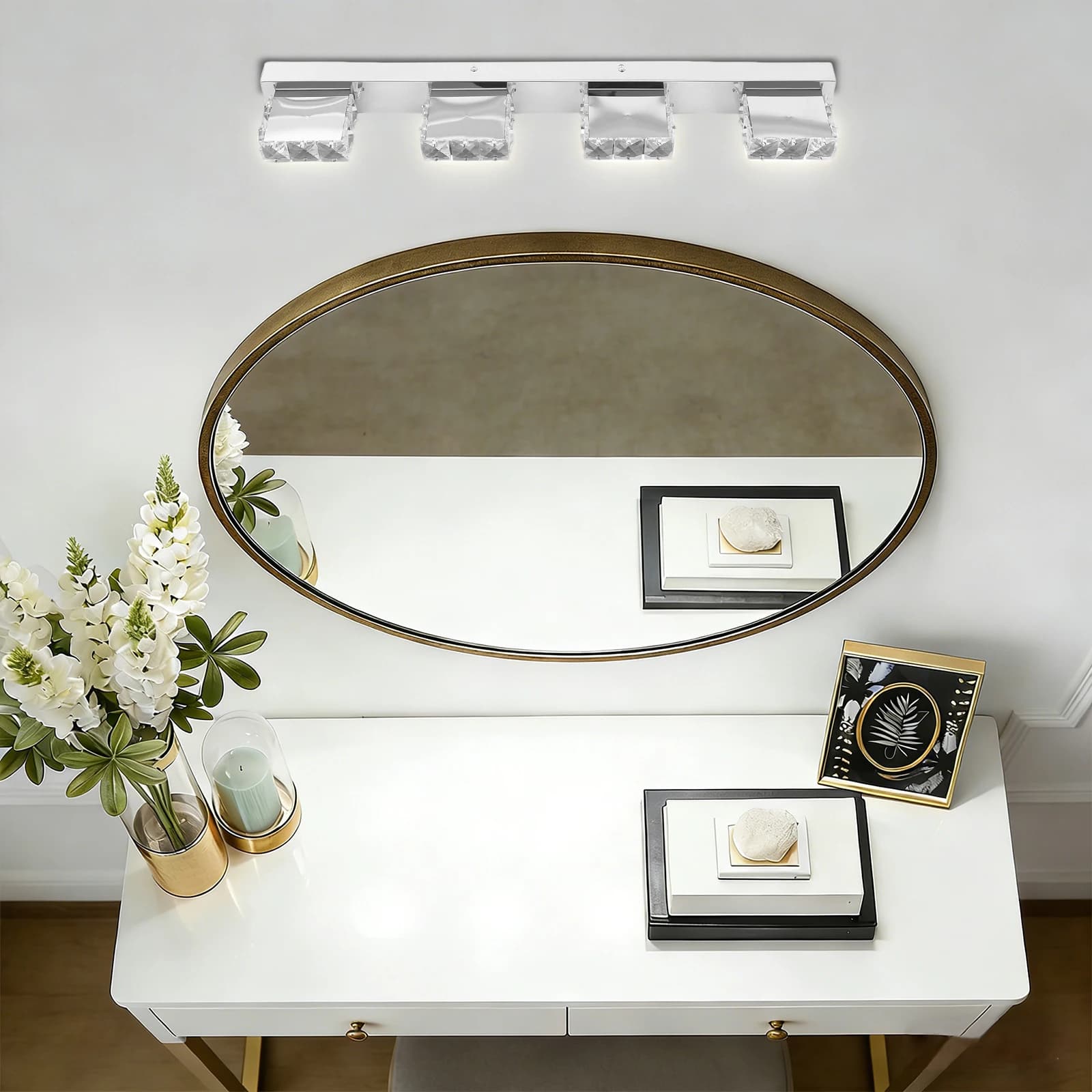 Lampada da Parete LED per Bagno, Luci per Specchio a 4 Teste Quadrate, 6000K Bianco Freddo, Lunghezza 62cm, Design Moderno in Acrilico e Cristallo
