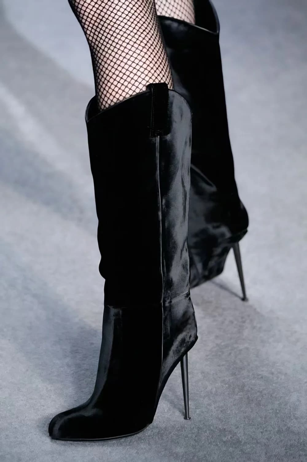 Fashionable black velvet women's knee boots, with stiletto heel and soft texture, simple and straight design, slouchy style, perfect for evenings and daily use with bold style.