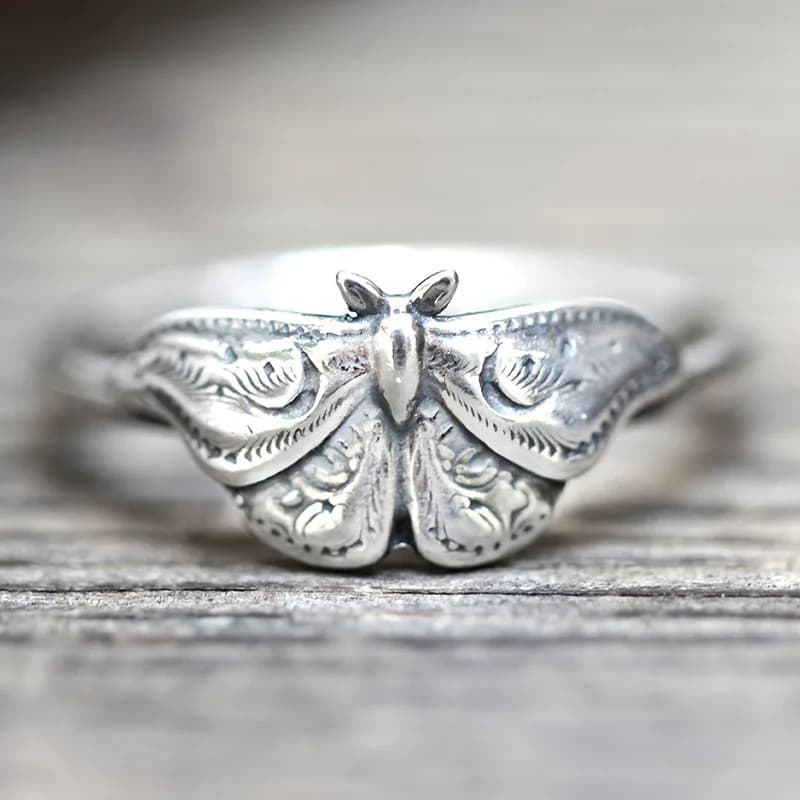 European and American Retro Vintage Vintage Style Oil Painting Ring, Women's High-end Trendy Butterfly Moth Shaped Wing Jewelry