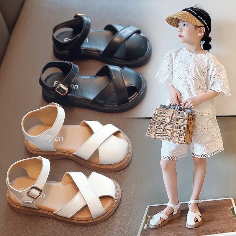 Scarpe estive per ragazze comodo sandalo per bambini con fondo morbido principessa sandali con punta chiusa scarpe da spiaggia piatte per bambini Casual scava fuori
