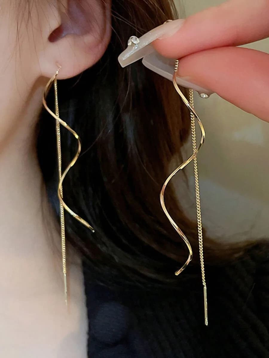 Gold-Tone Twist Geometric Threader Earrings for Elegant Parties and Valentine’s Day